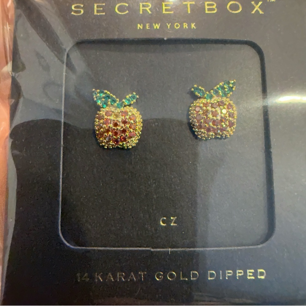 Secret Box New York Apple Studs Earrings